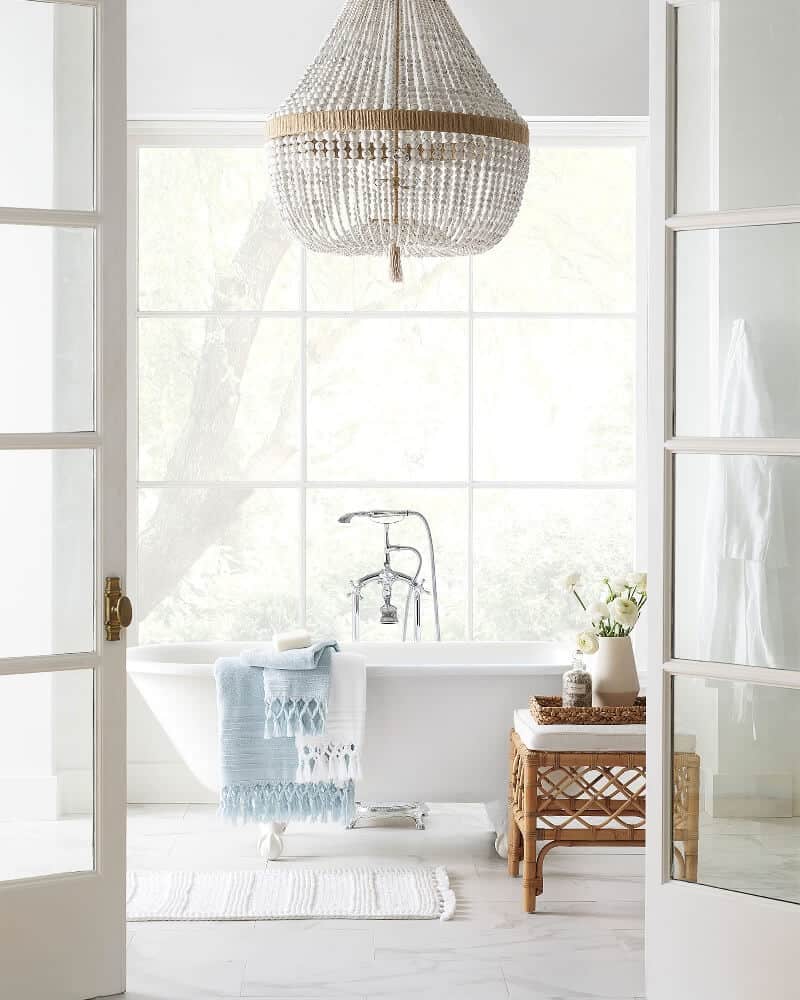 Casual Elegance Coastal Room Designs and Decor Ideas. The Essential Bath Set, The Luxury Bath Set, and The Ultimate Bath Set by Serena and Lily. Casual, coastal, elegant bathroom soft goods. (affiliate link) The Essential Bath Set, The Luxury Bath Set, and The Ultimate Bath Set.